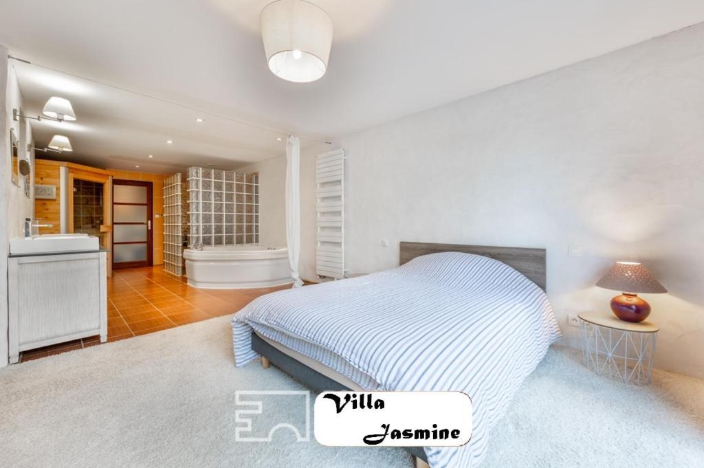 Somptueuse Villa Jasmine Saint-Méen-le-Grand Esterno foto